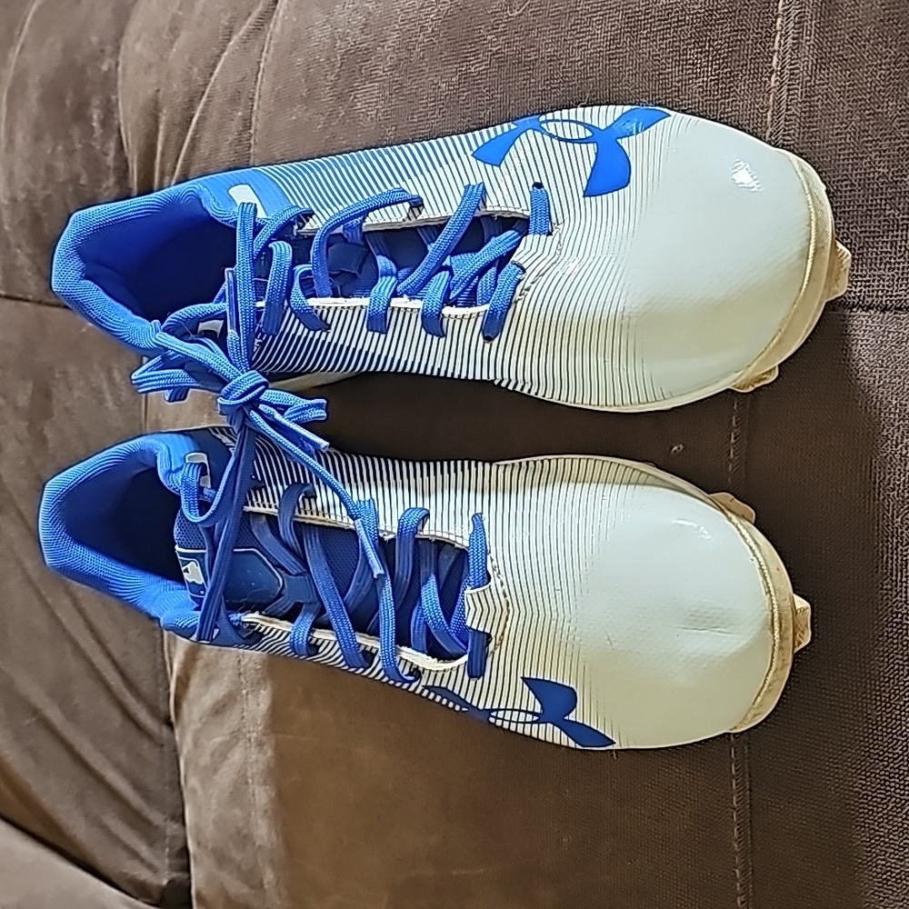 Under Armour baseball shoes